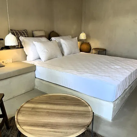 Calestia Boutique House