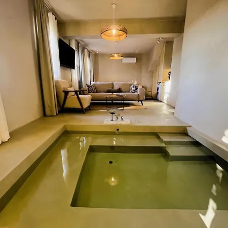 Apartment Calestia Boutique House *